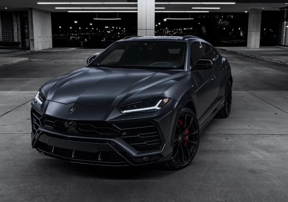 Lamborghini Urus | Luxury SUV Rental | Level Up Luxuri